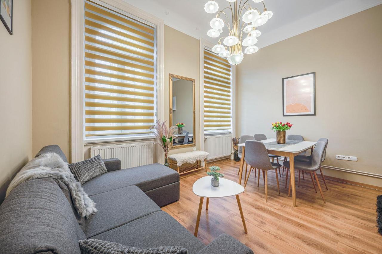Corvin City Apartment By Nw บูดาเปสต์ ภายนอก รูปภาพ