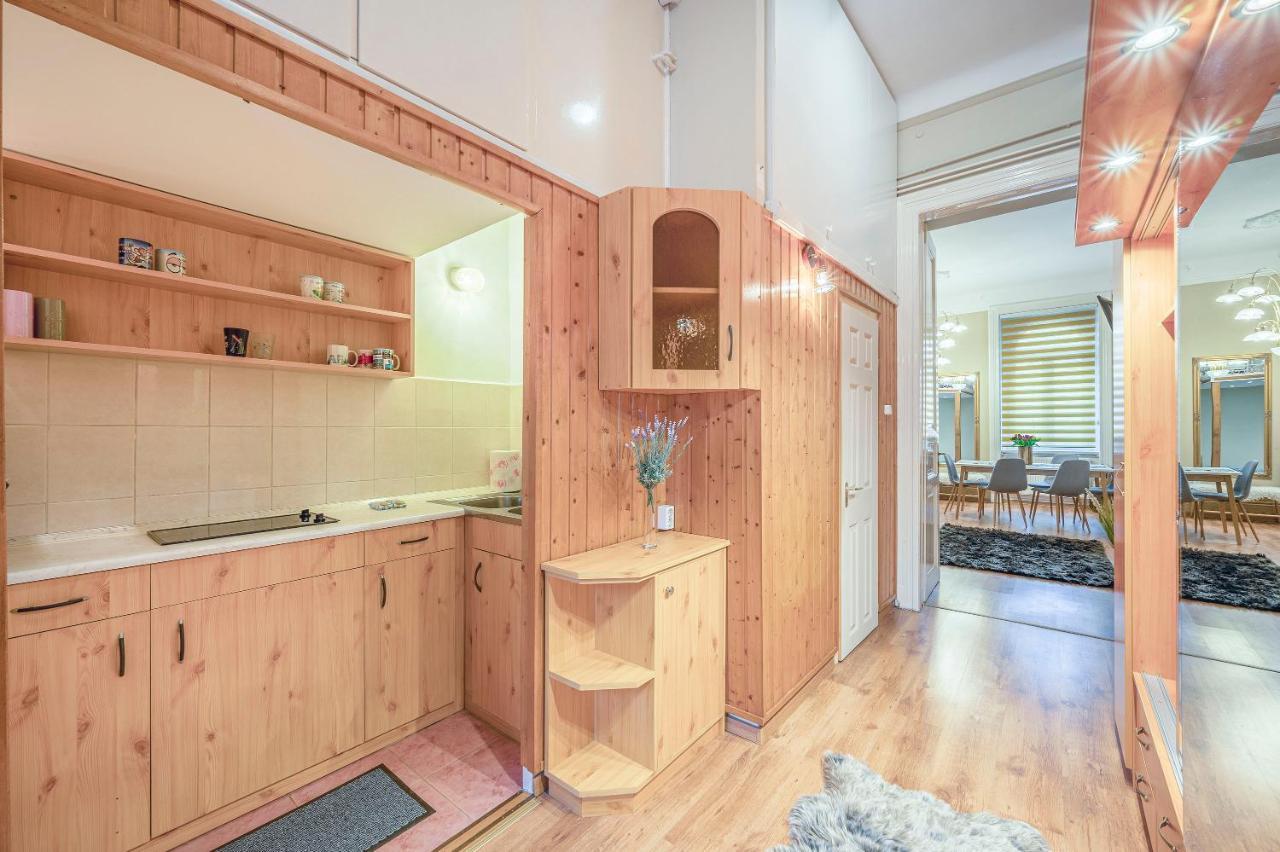 Corvin City Apartment By Nw บูดาเปสต์ ภายนอก รูปภาพ